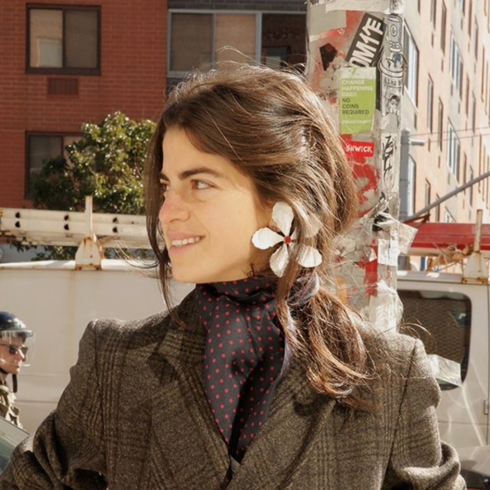 Statement earrings - Picture 3 of 3